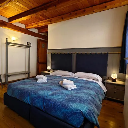 Hostdomus - La Posta Apartman Pragelato